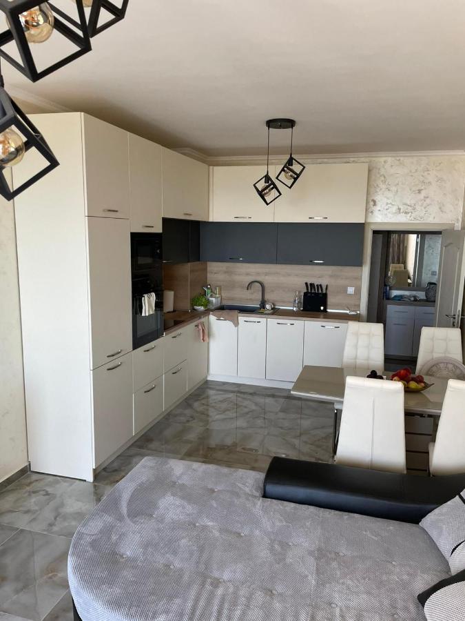 Luxury Penthouse Apartments At Valencia Gardens بورغاس المظهر الخارجي الصورة