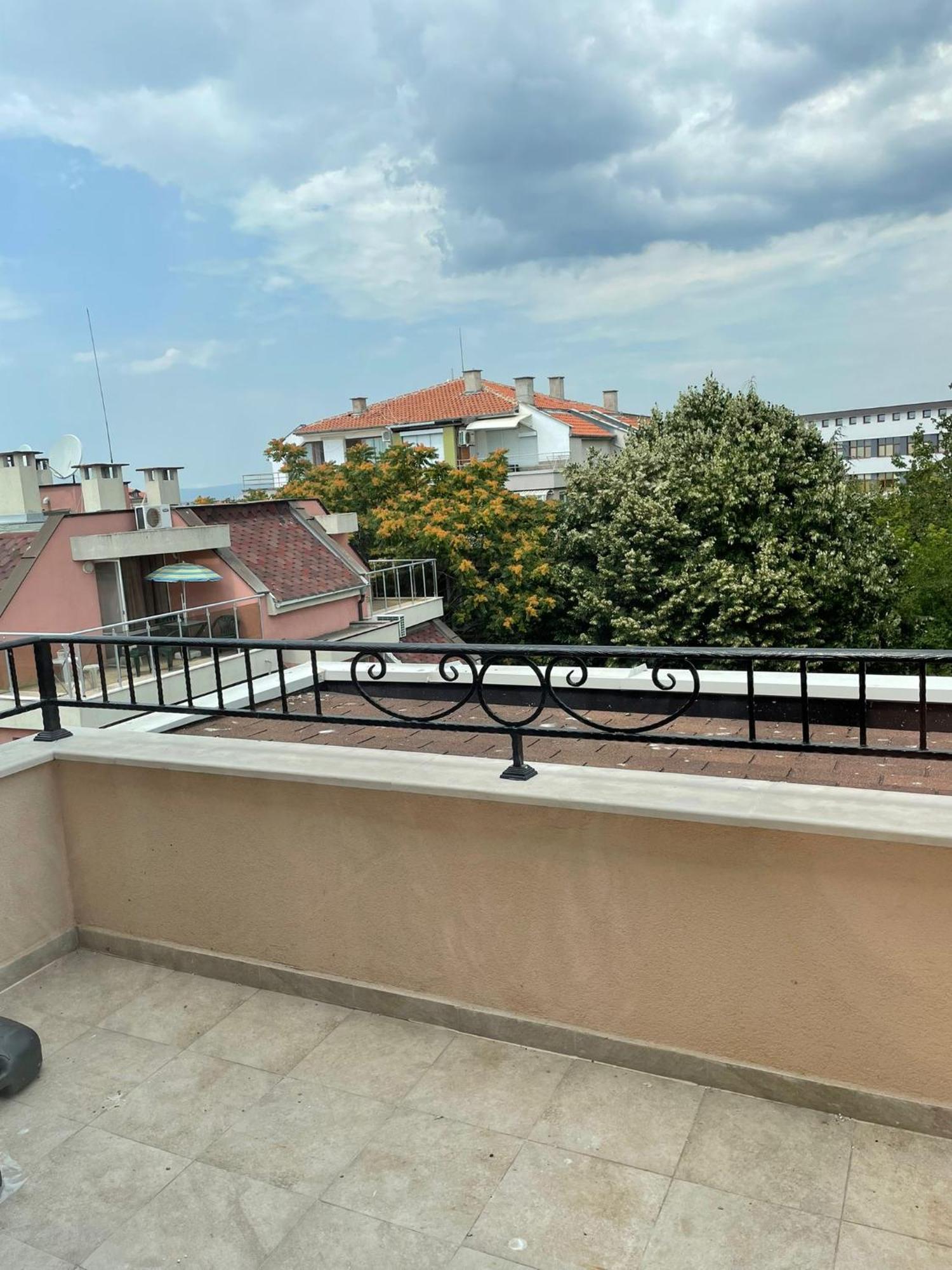 Luxury Penthouse Apartments At Valencia Gardens بورغاس الغرفة الصورة